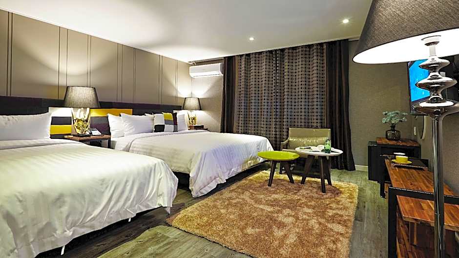 Cheongju Namoo Hotel