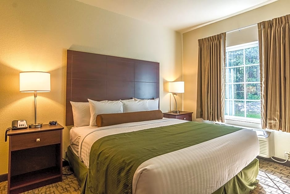 Cobblestone Hotel & Suites - Torrington