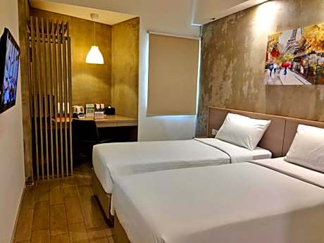 Express Twin Room