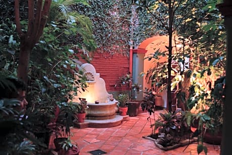 Hotel Casa Guiv