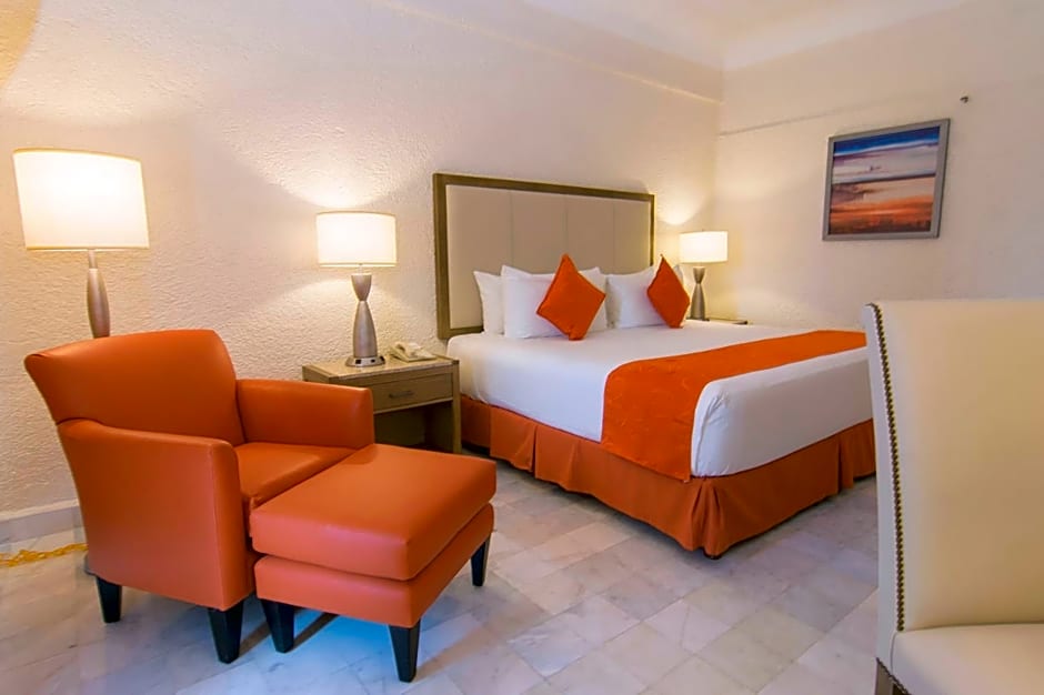 Tesoro Manzanillo All Inclusive