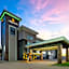 La Quinta Inn & Suites by Wyndham Denton - University Drive