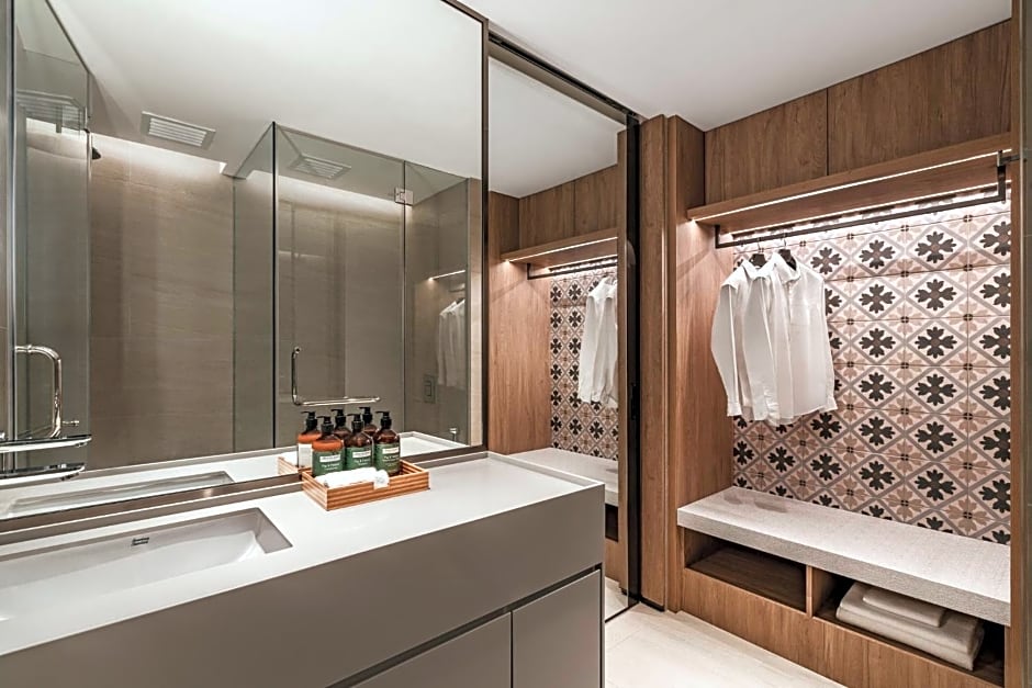 Crowne Plaza Penang Straits City, an IHG Hotel