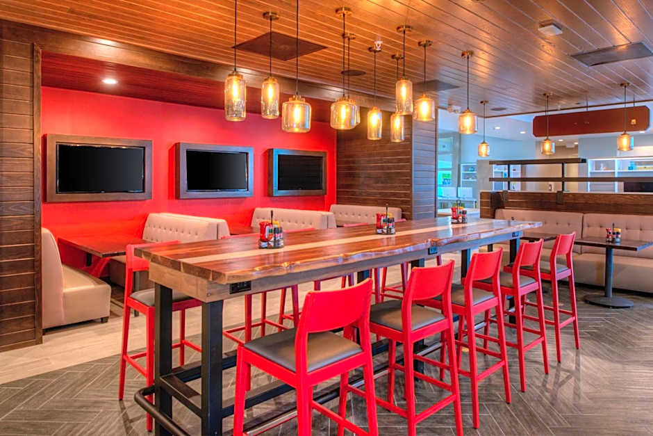 Holiday Inn Hotel & Suites Houston West - Katy Mills By IHG