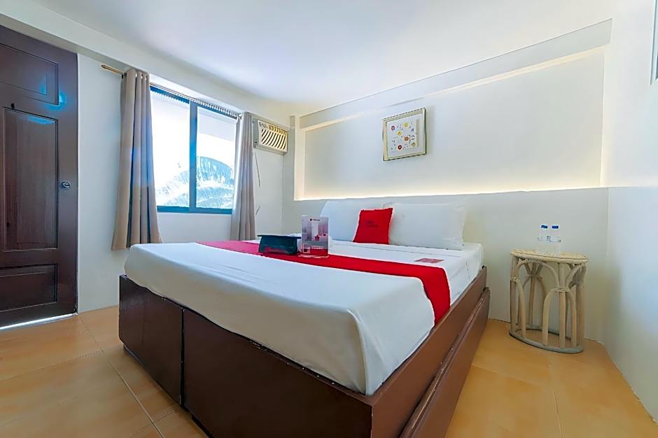 RedDoorz @ Ledesco Avenue Lapaz Iloilo