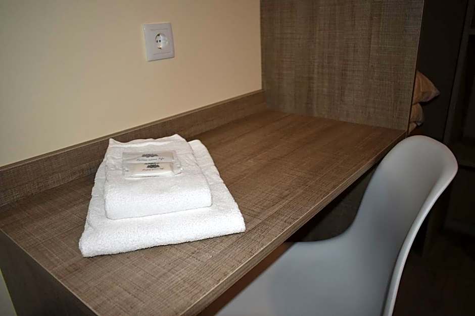 Photo 1 of 4 of Triple Room