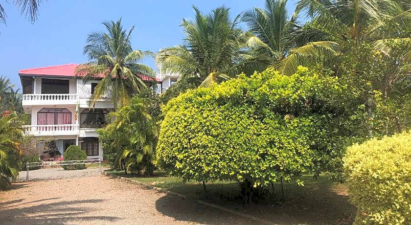 Hotel Lagoon Paradise