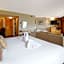 Coast Hillcrest Hotel