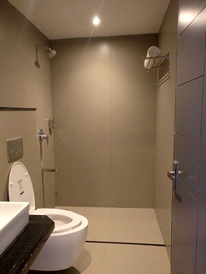 Mist View , Kodaikanal 