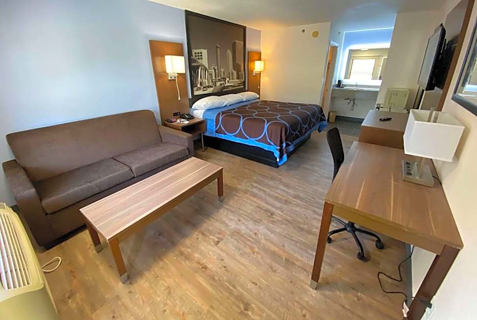 Super 8 by Wyndham Marietta/West/Atl Area