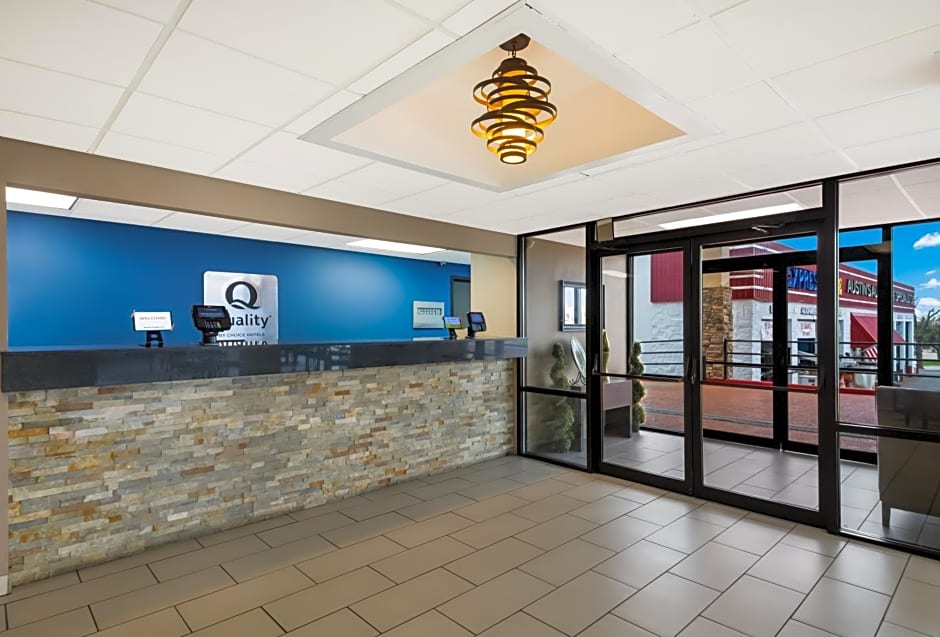 Quality Inn & Suites Round Rock