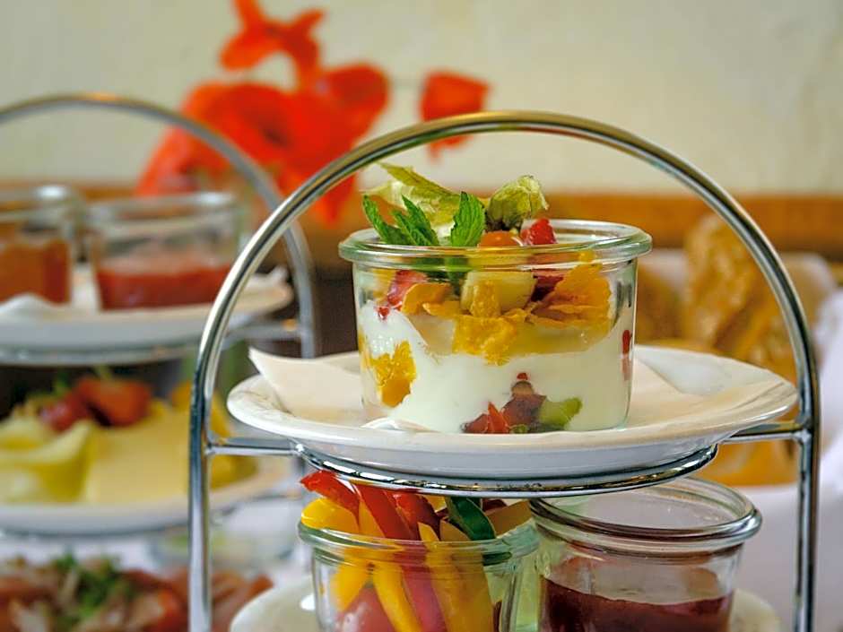 Mitten in der Welt - GH Roither