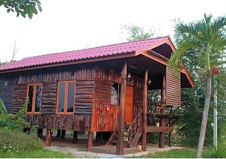 HOMHUG RESORT