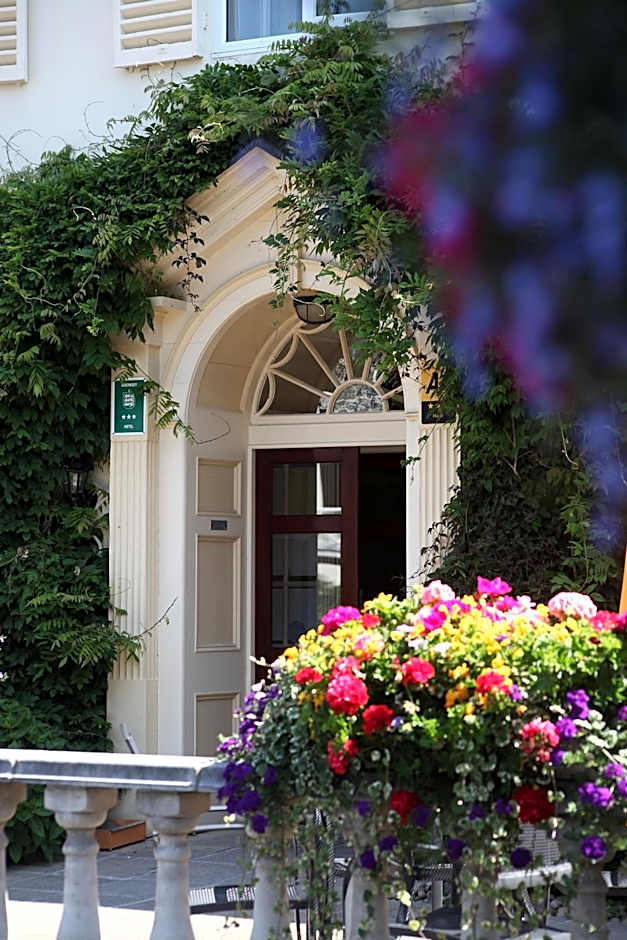 Les Rocquettes Hotel