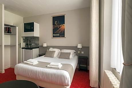 Double Room with Kitchenette