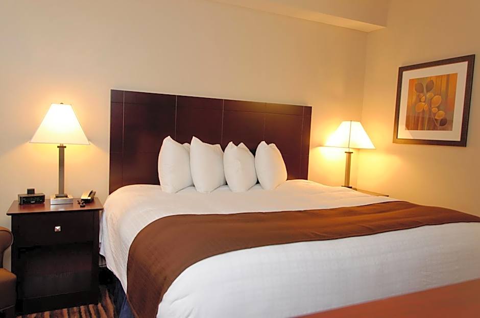 Cobblestone Inn & Suites - Fort Madison