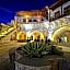 Holiday Cave Hotel