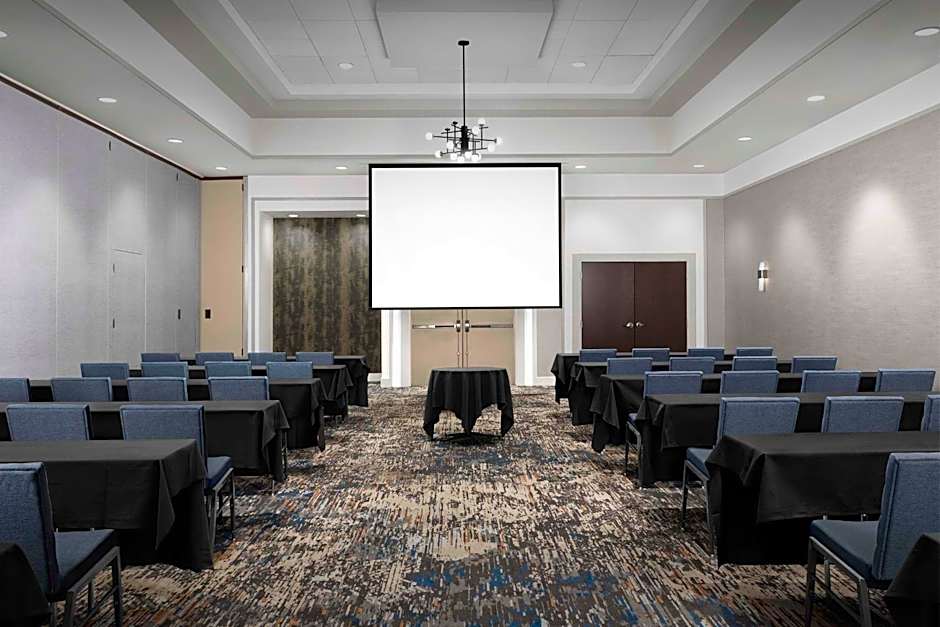 Embassy Suites By Hilton Kennesaw