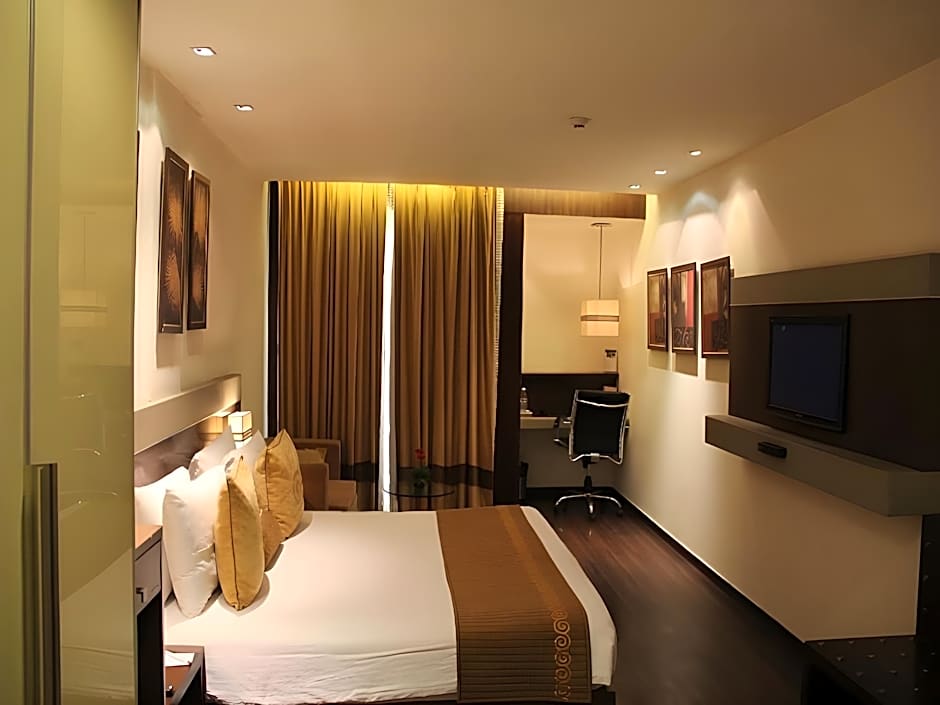 Shervani Hotel Nehru Place