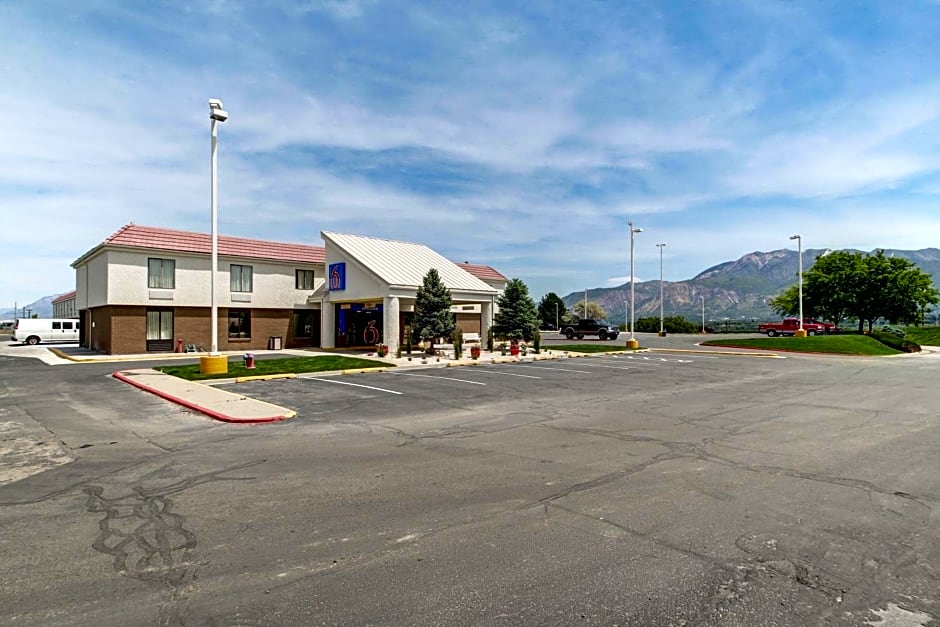 Motel 6-Ogden, UT - Riverdale