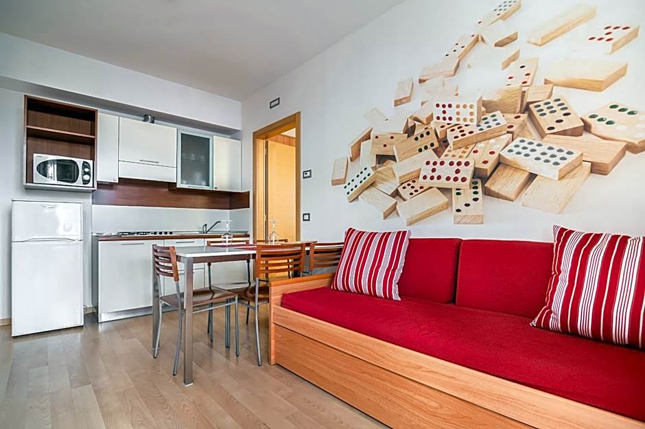 Domino Suite