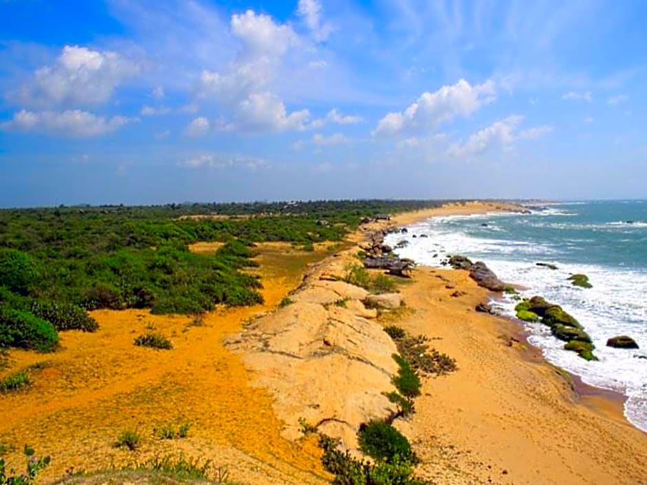 Cinnamon Wild Yala Hotel