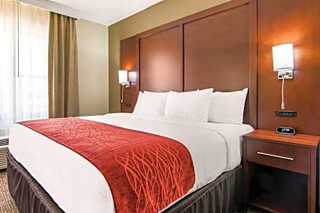 Comfort Inn & Suites Independence