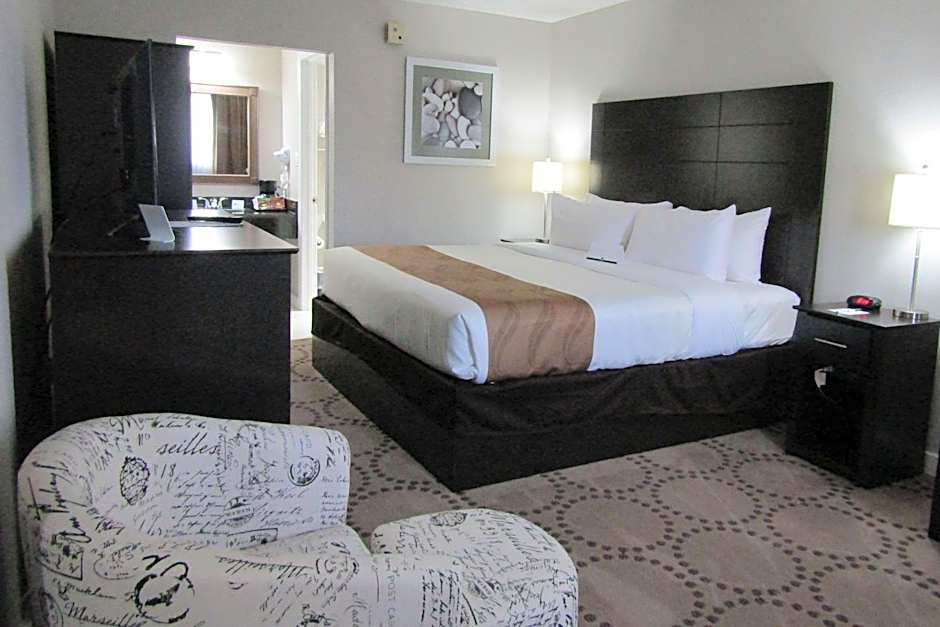Quality Inn & Suites Kissimmee by The Lake