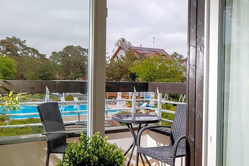 APARTAMENTY przy plaży z basenem z podgrzewaną wodą i mini SPA - Ośrodek Kolonijno-Wczasowy Mewa