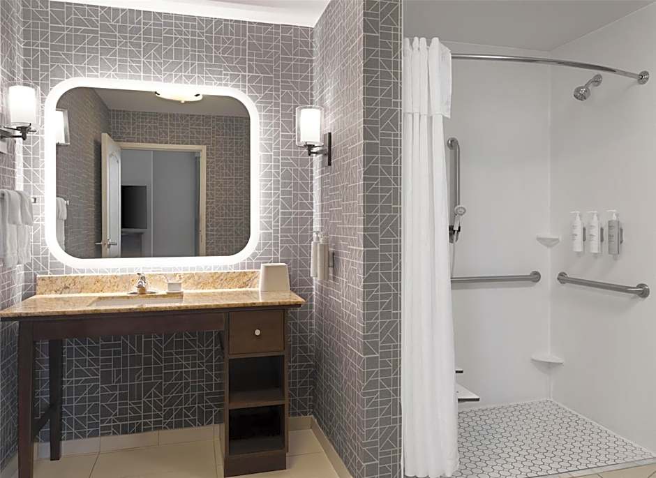 Homewood Suites By Hilton Akron/Fairlawn