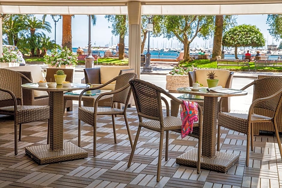 Hotel Vesuvio