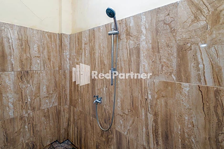 Boss Residence Serang Mitra RedDoorz