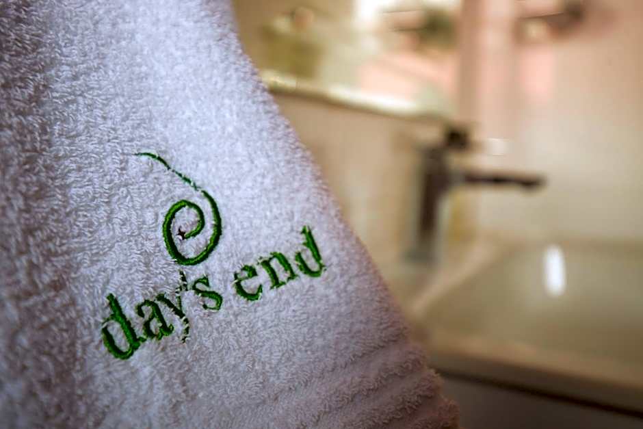 Day's End Guest House