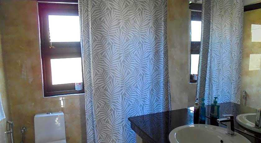 JM Fernando Apartments