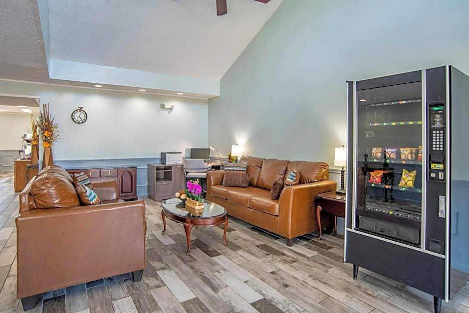 Econo Lodge Tupelo Barnes Crossing