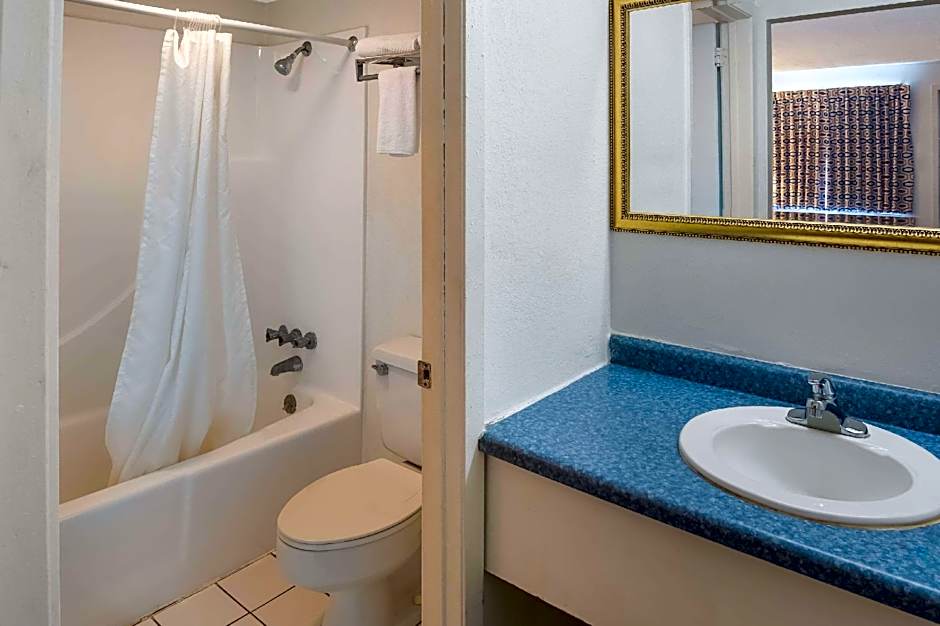 Rodeway Inn