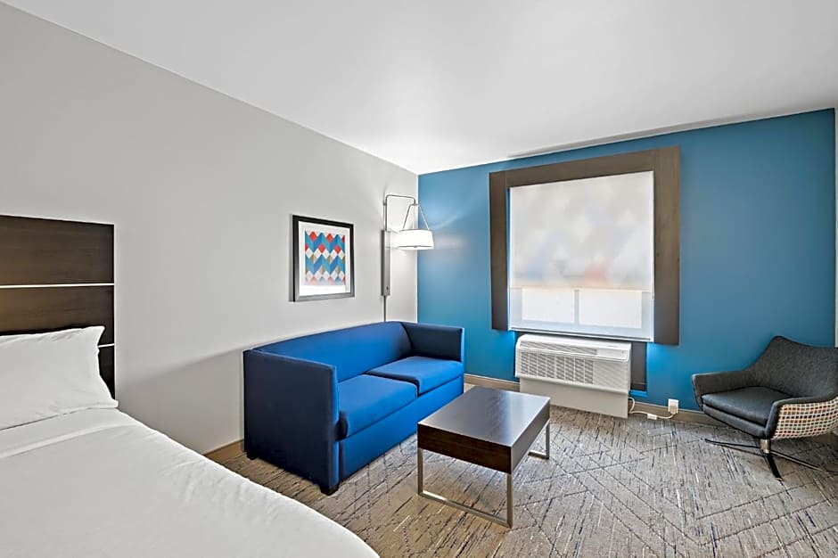 Holiday Inn Express and Suites White Hall By IHG