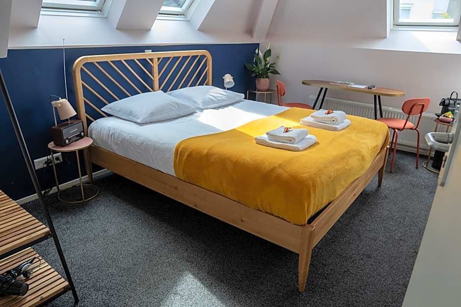 1851 Bar - Hotel - Cinema