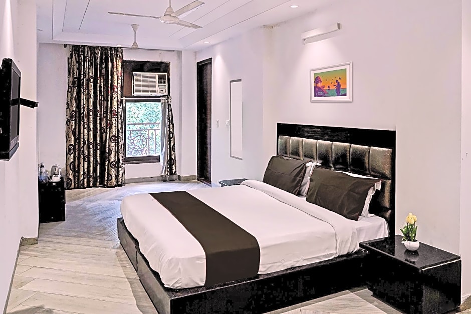 Townhouse Hotel Lotus Palace