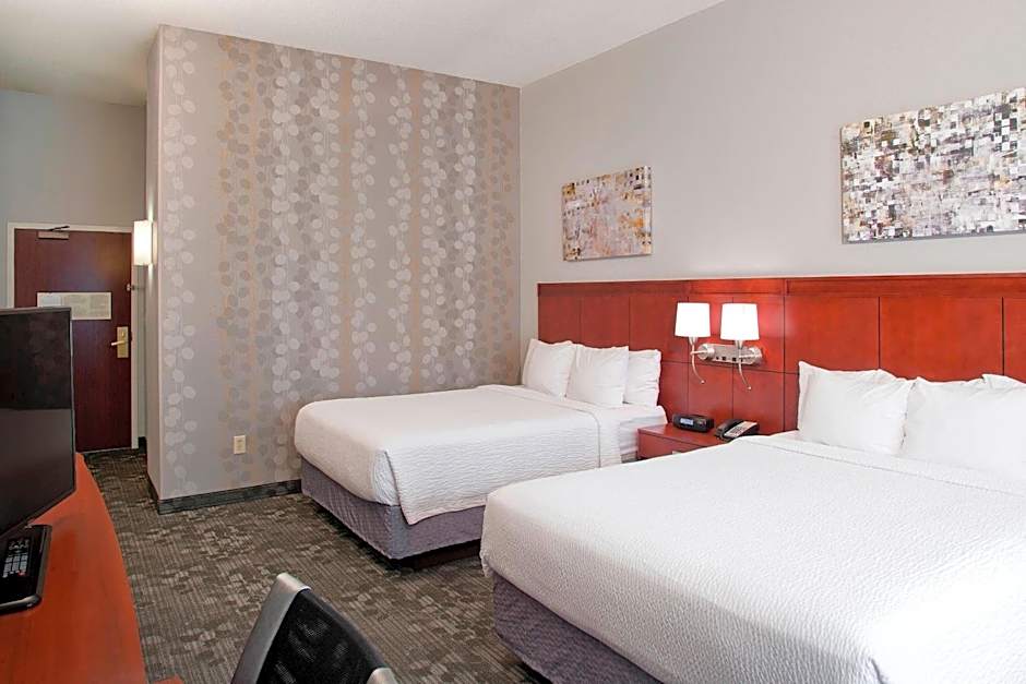 Courtyard by Marriott Charlotte Ballantyne