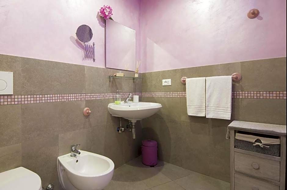 Ridolfi Guest House