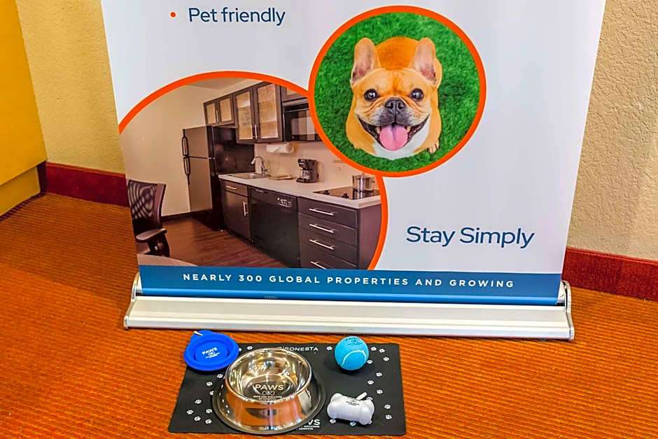 Sonesta Simply Suites Detroit Novi