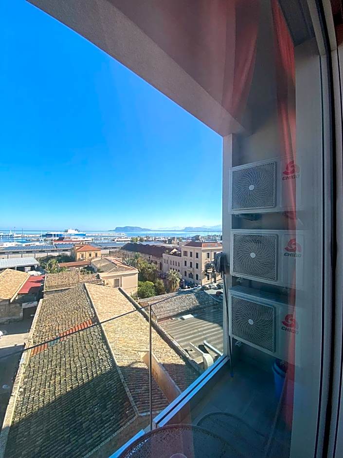 L 'approdo Felice – Palermo, CA