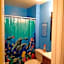 Charming SPI family condo - walking distance to the beach, Sleeps 6, Third Floor, 2026 Traveler Award
