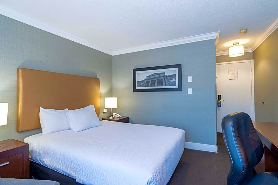 Sandman Hotel & Suites Vernon