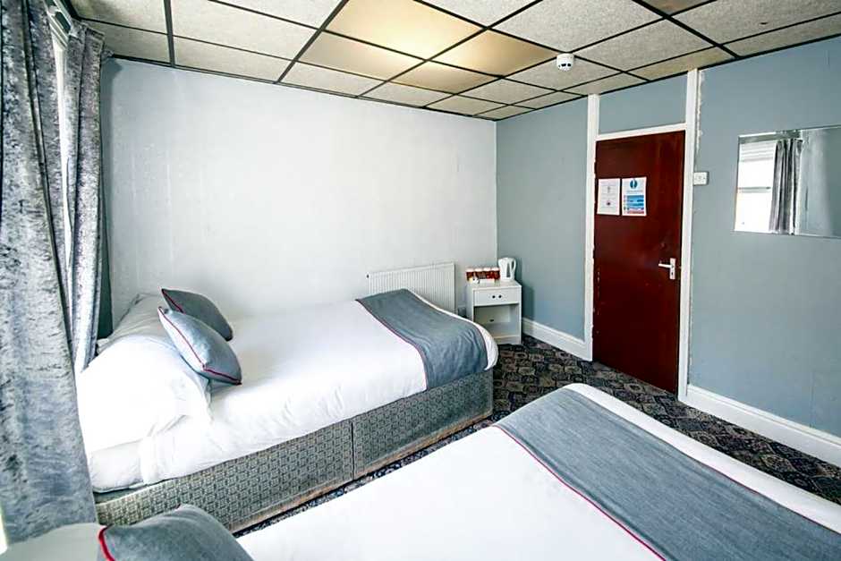 MyRoomz Silver Strand Hotel