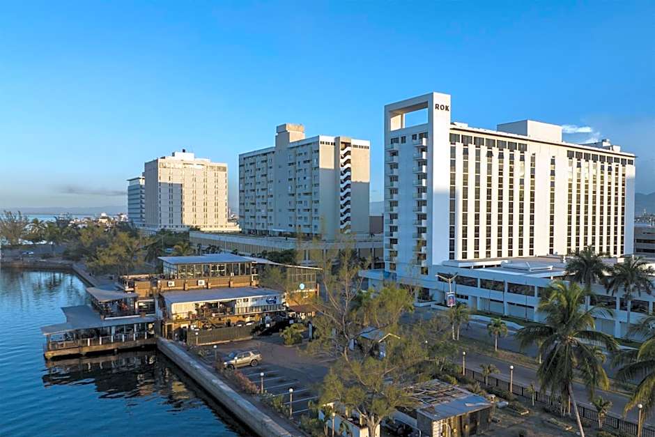 Rok Hotel Kingston Tapestry Collection By Hilton