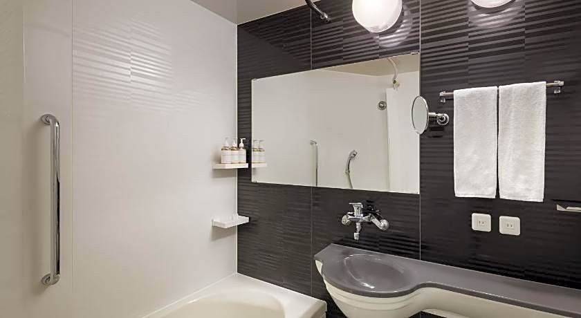 Four Points Flex by Sheraton Yokohama West