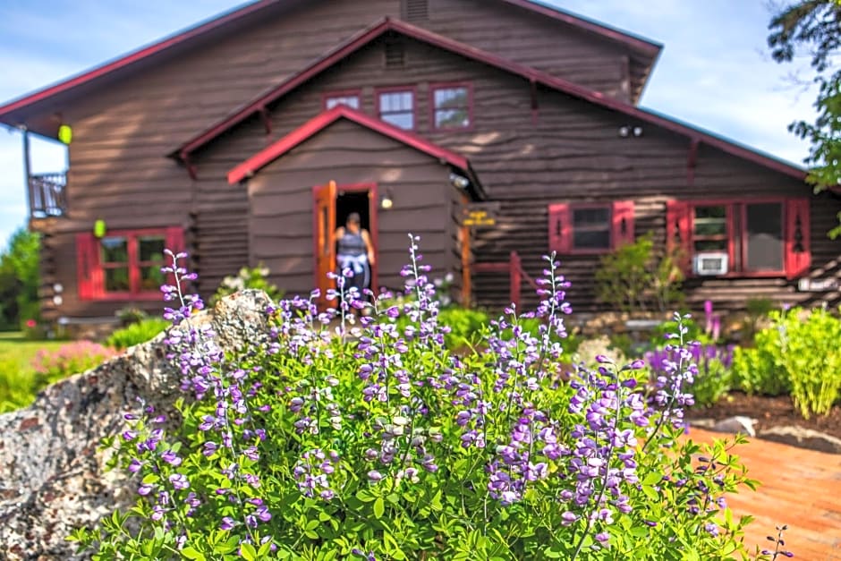 Garnet Hill Lodge