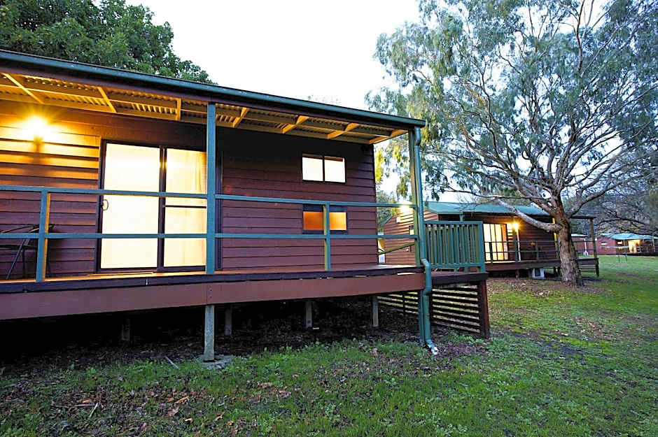 Lakes and Craters Holiday Park